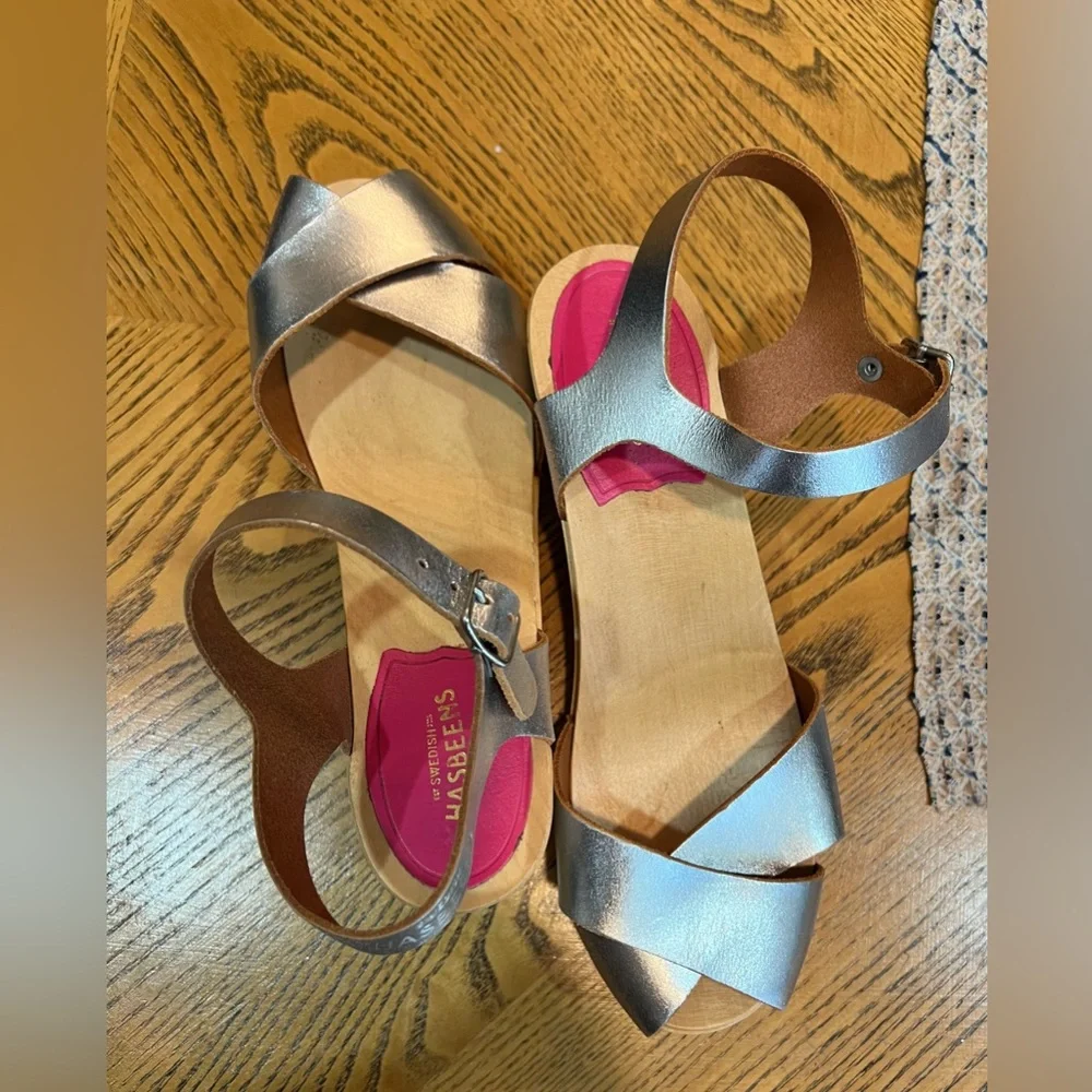 Swedish Hasbeens Metallic Silver Sandals - Picture 6 of 6